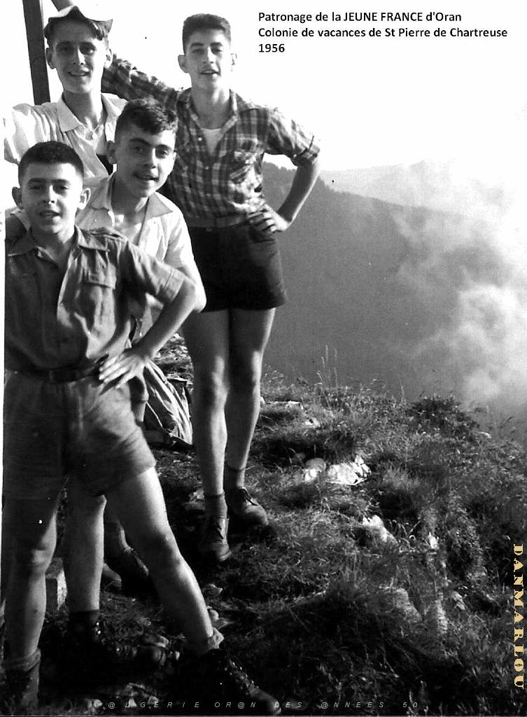 COLO JEUNE FRANCE 1956 sommet de la Scia, A. Bobis, P. Celdran, A et J.Paul Esclapez.jpg